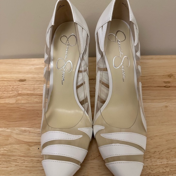 Jessica Simpson White Cut Out Heels with Clear Accents - Picture 2 of 6
